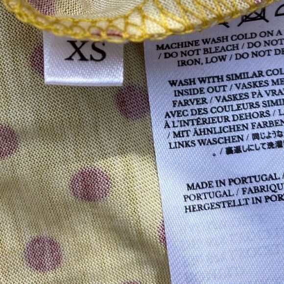 NWT Stein Goya Yellow Printed Tee w/Wine Polak Dots & Floral Pattern. Size XS. - Picture 6 of 8
